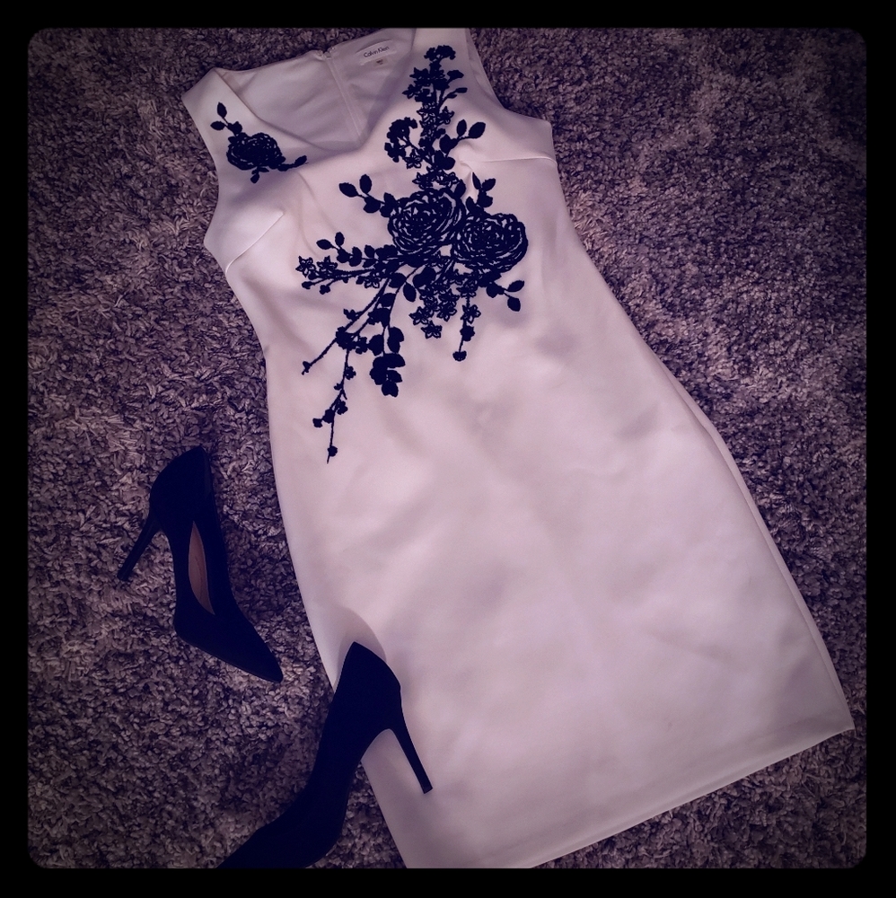 Calvin Klein Black & White Stunning Dress NWT